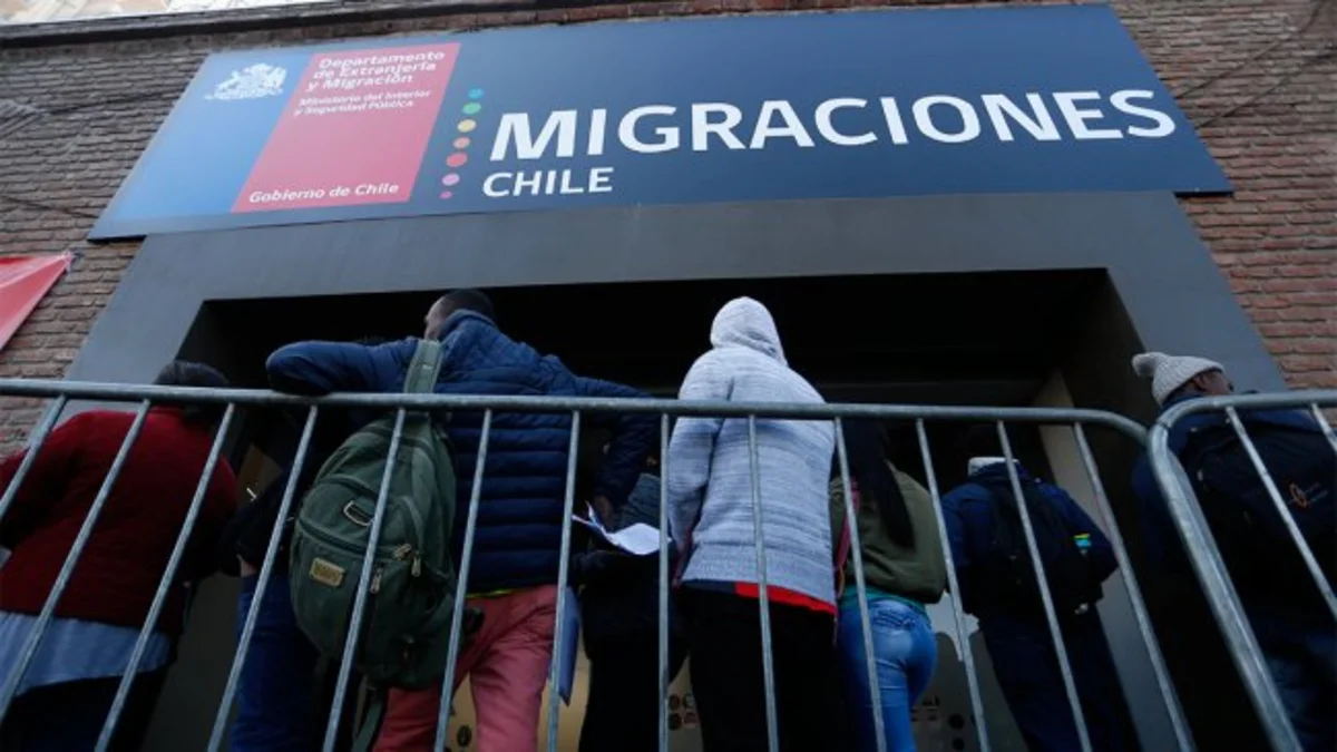 Migraciones cerró peticiones de residencia a 16 niños venezolanos y los expuso a la expulsión: Suprema ordena reevaluar