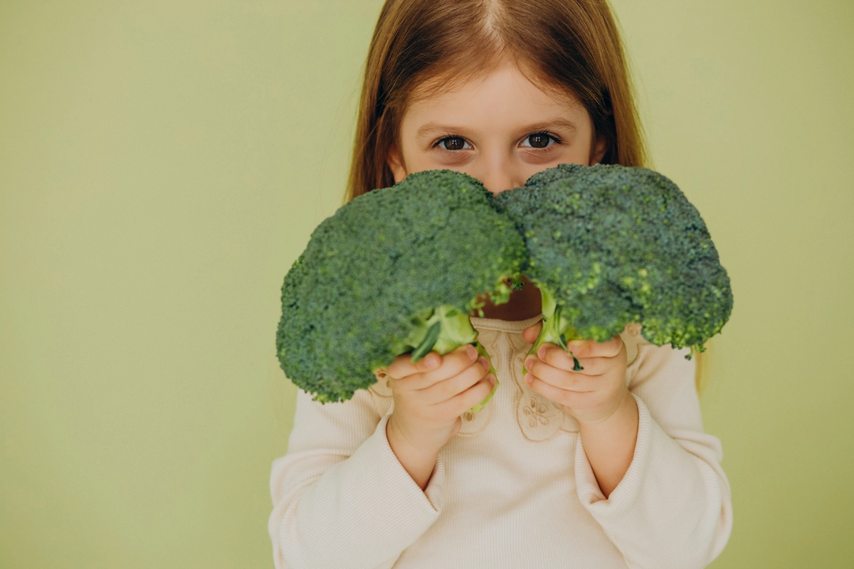 Ministerio de Salud actualiza guía y reconoce dietas vegetarianas y veganas como aptas para niños desde los primeros 2 años de vida