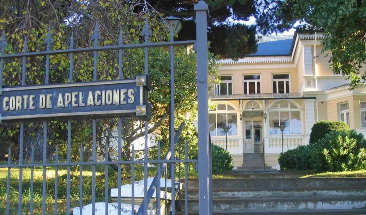 Municipio destituyó a TENS por viajar a Argentina y Brasil con licencia de reposo total: Intentó revertirlo en la Corte y perdió