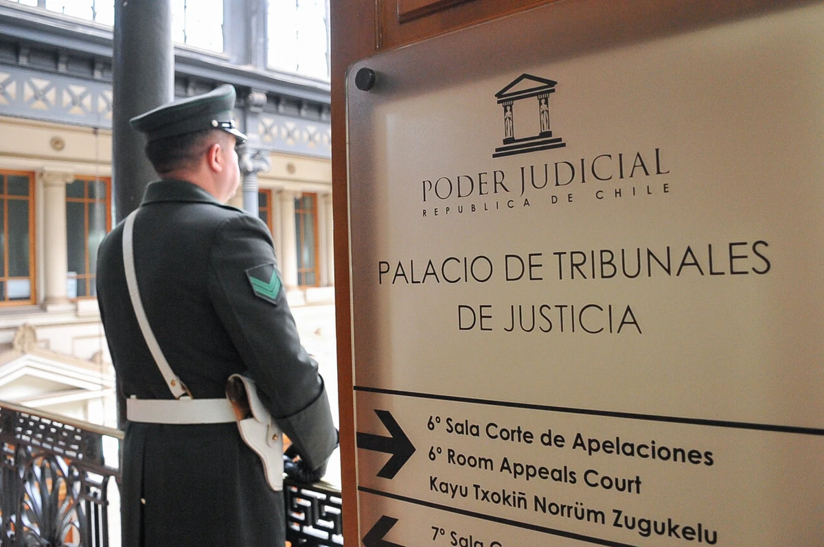 Neurocirujana que sufrió abuso sexual de colega en hospital logra en juicio que se obligue a cambiar de lugar al agresor