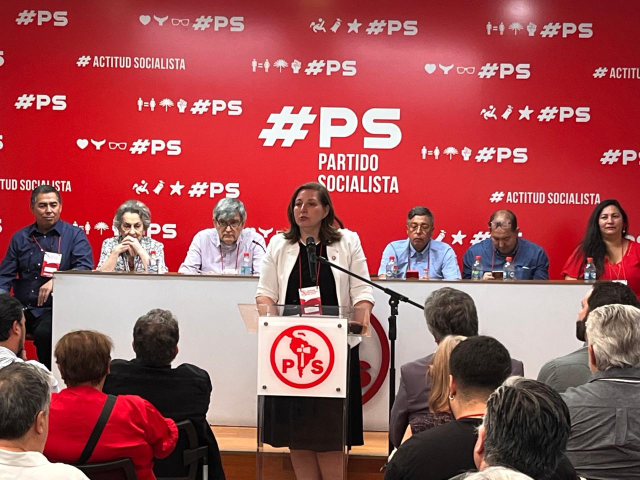 Paulina Vodanovic apuesta por la reelección y confirma candidatura presidencial del PS