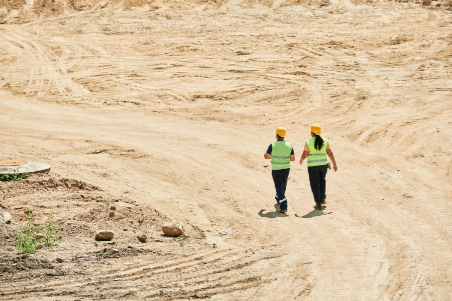 Pese a gran crecimiento de mujeres en la minería, solo representan el 10% de altos cargos