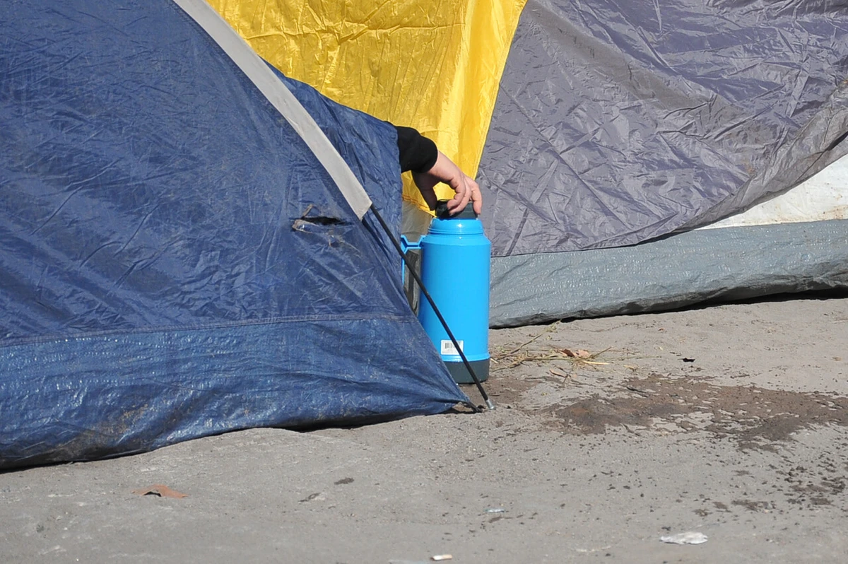 Por qué la Corte deniega la solicitud de vecinos de Santa María de erradicar personas en situación de calle del Mapocho