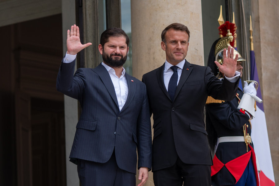 Gaza, Ucrania y protección de océanos: Boric cerró gira europea con almuerzo de trabajo junto a Macron