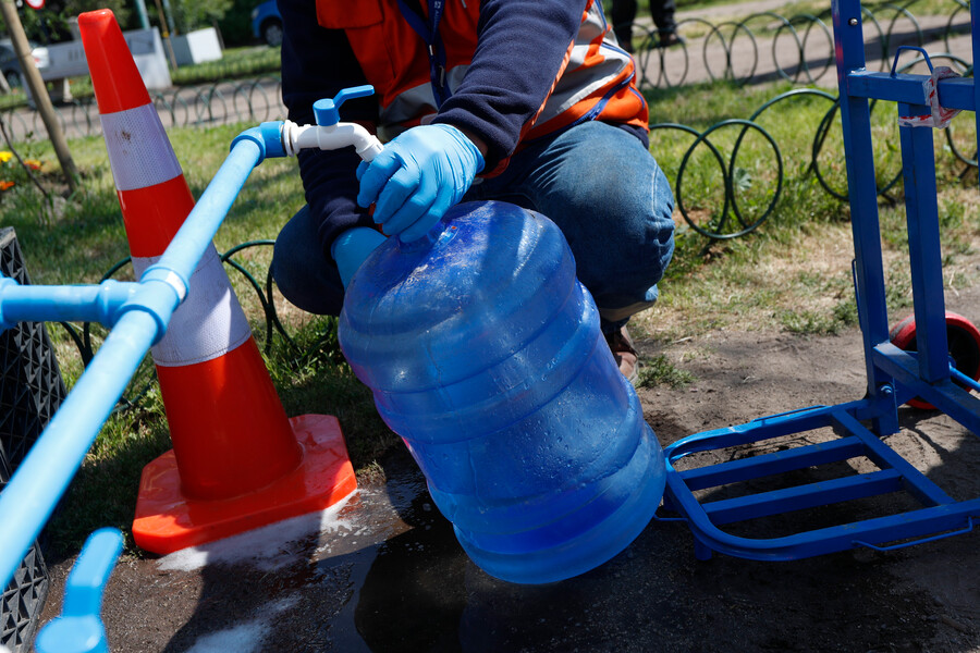 Puerto Aysén cumple 2 días sin agua potable tras sovocamiento en cámara: Podría volver hoy