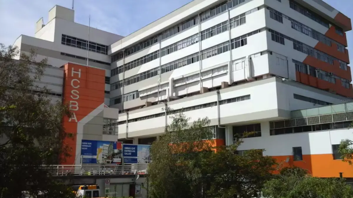 Recurrió a dentista privado por negligencia odontológica en consultorio y hospital: Corte ordena pagarle $10 millones