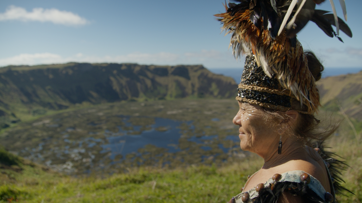 Serie documental de Conadi estrena temporadas sobre pueblos Rapa Nui y Lickanantay para visibilizar su cultura y cosmovisión