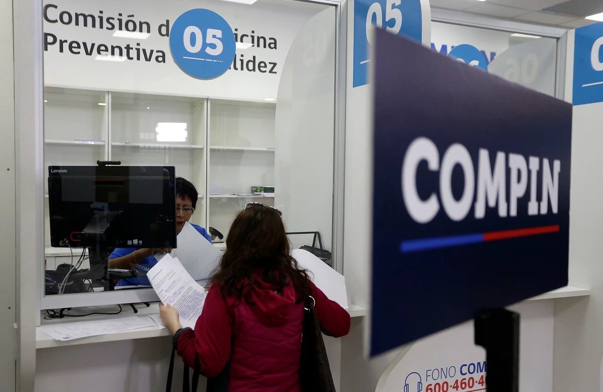 Suprema ordena al Compin nueva revisión de caso en que rechazó 10 licencias a trabajadora sin evaluar informes médicos