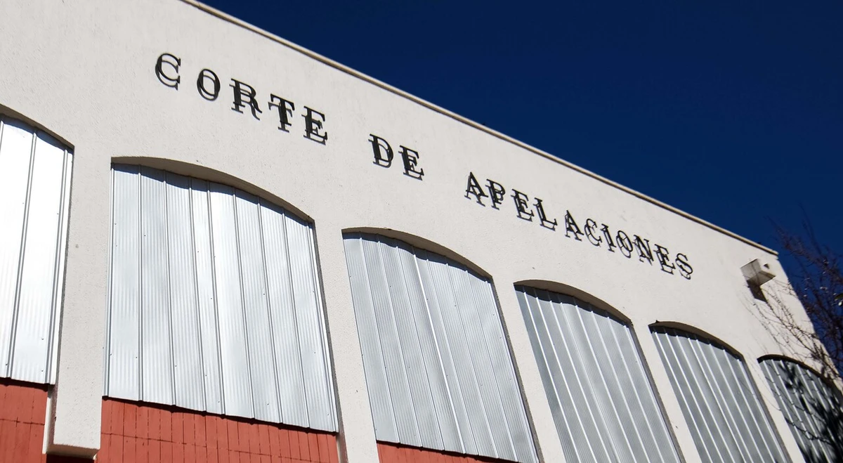 Tesorera fue expulsada de sindicato tras denuncia por robo de $16,5 millones e intentó apelar: Corte avaló despido