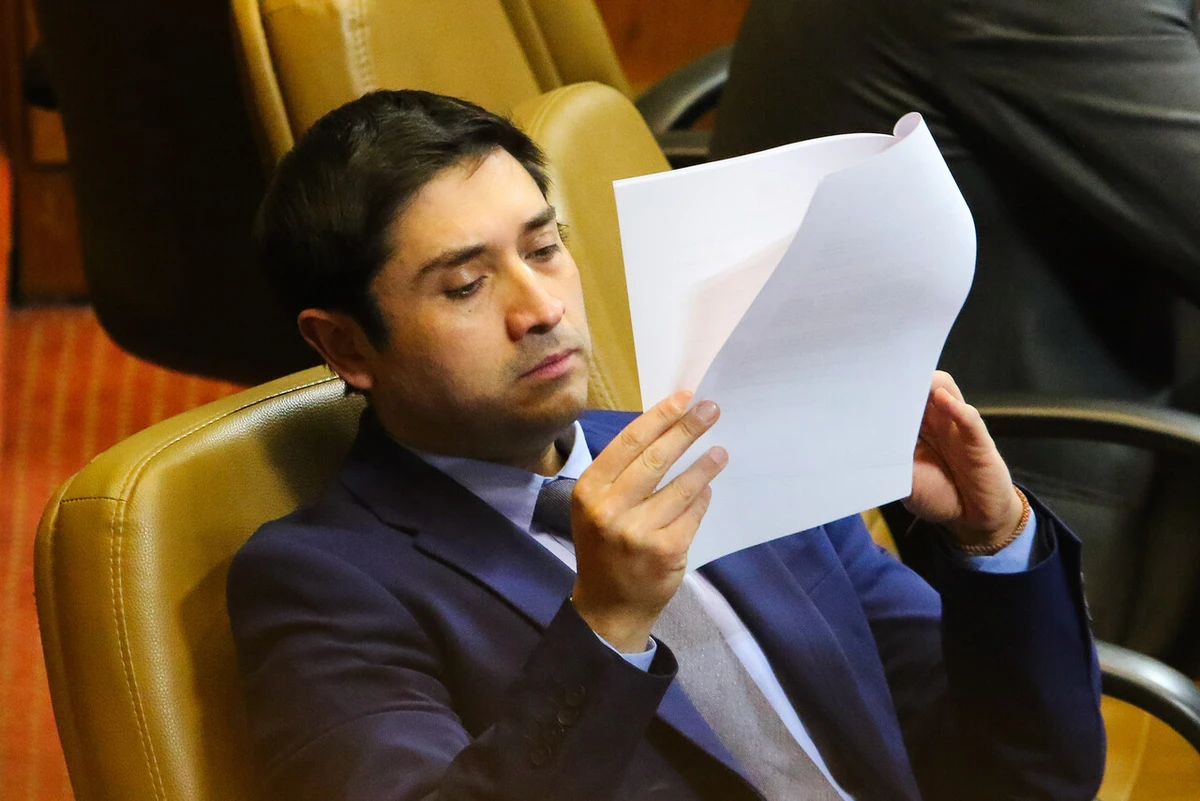 Tras desafuero confirmado: Fiscalía solicita formalización de diputado Calisto por fraude al fisco de más de $100 millones