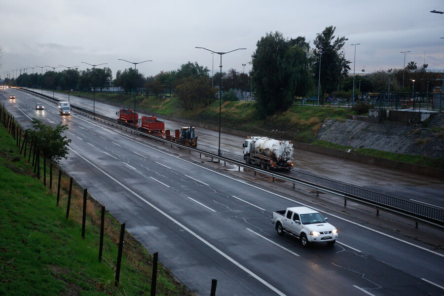 Robo de autos: Proponen registrar ingreso y salidas de autopistas, estacionamientos y bencineras