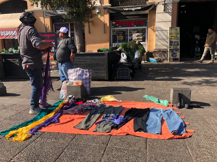 Vecinos de Santiago interpusieron recurso para que municipio evite comercio ambulante: Corte lo rechazó