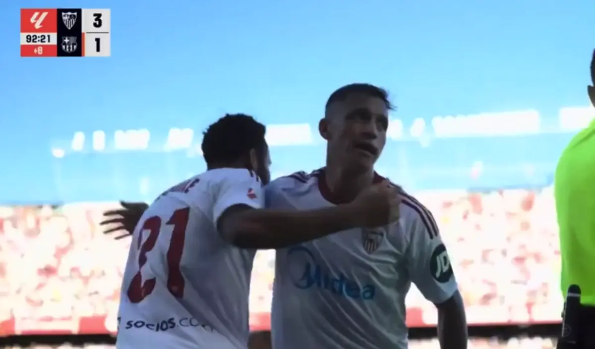 VIDEO| Con gol y ovación incluida: Alexis Sánchez fue figura en la goleada 4-1 del Sevilla sobre el Barcelona en LaLiga